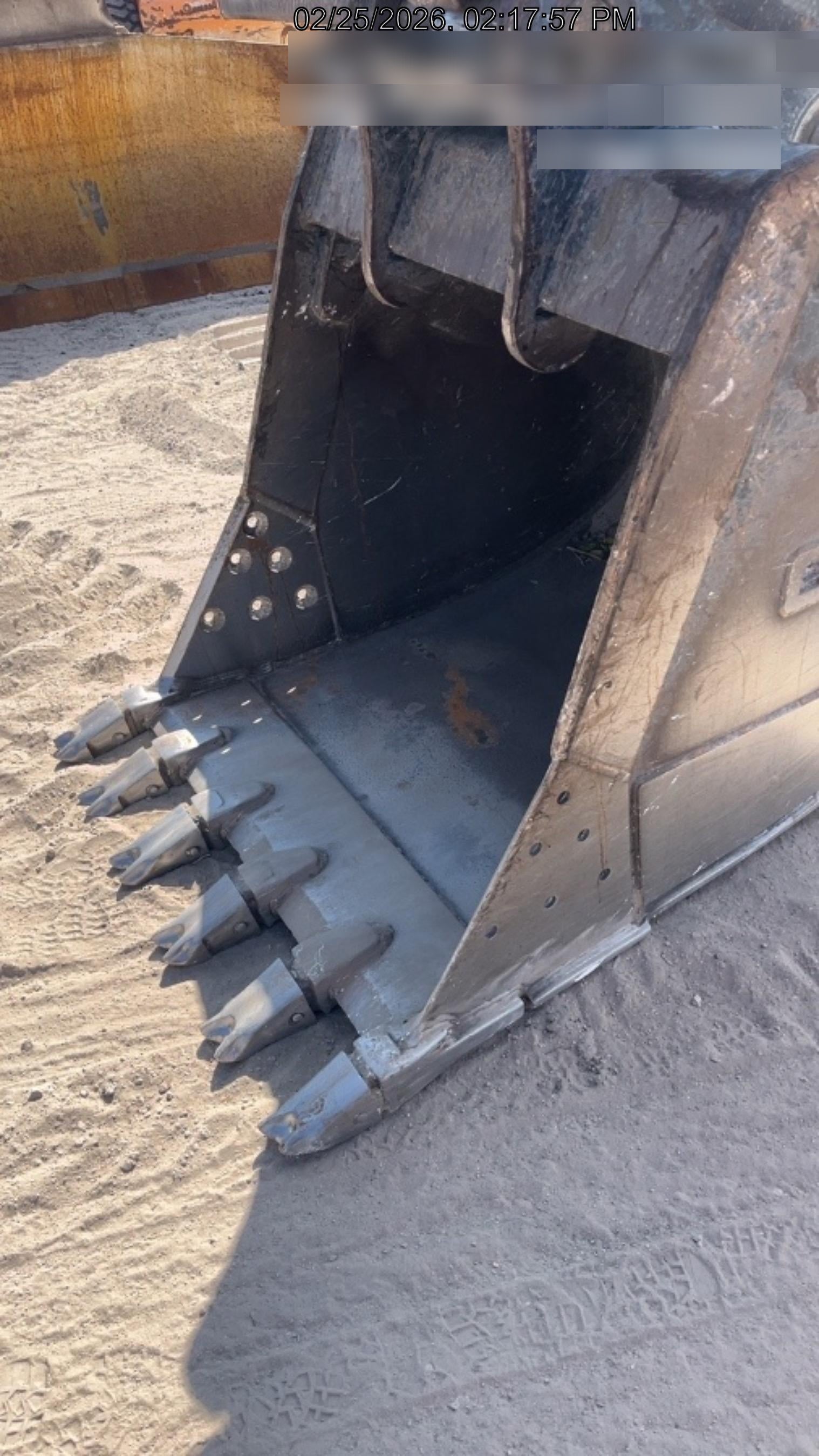 2025 CASE 48" Bucket 66-75K - Case