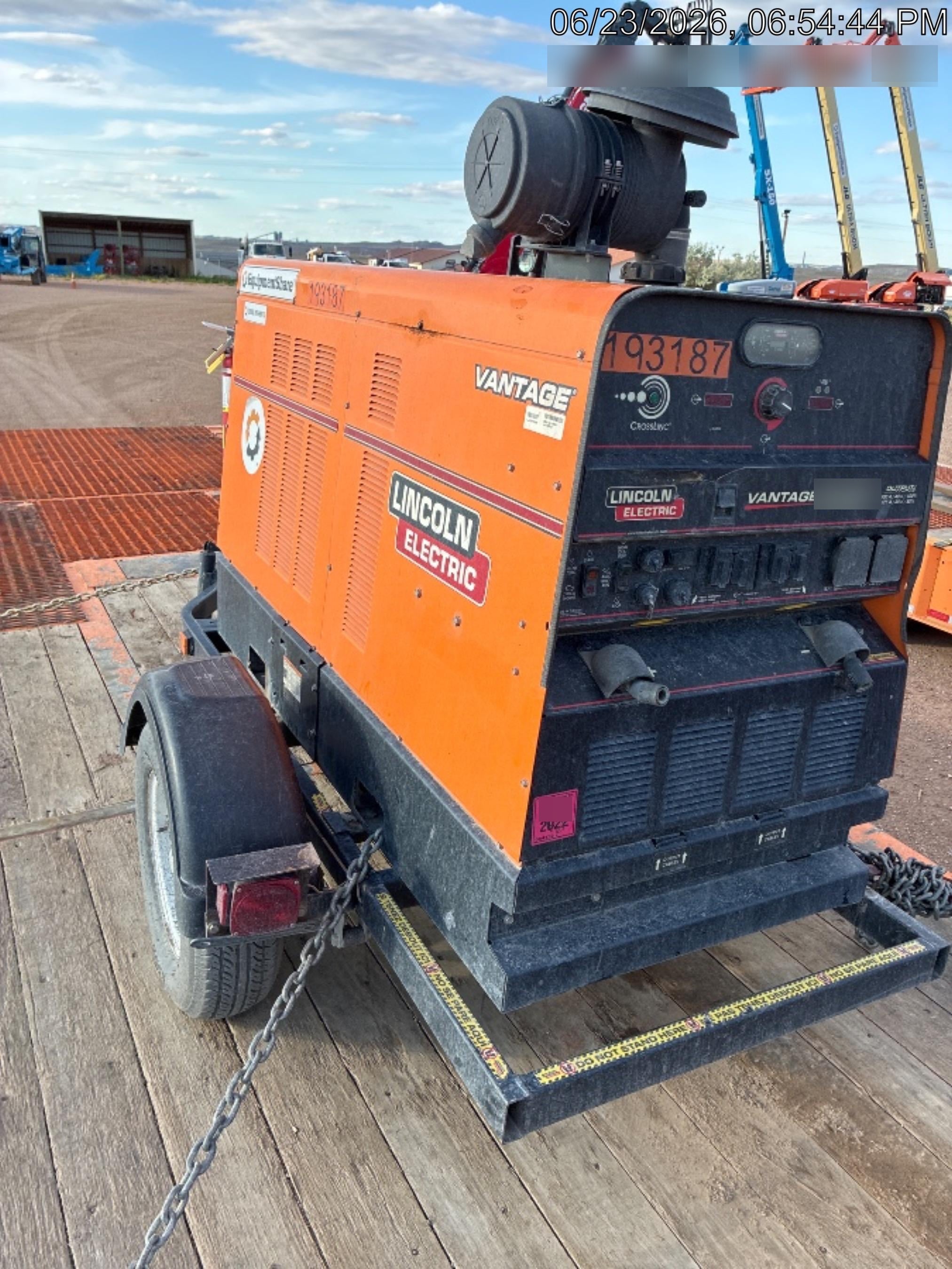 2021 Lincoln Electric Vantage 549X Ready Pak 3, ORANGE (includes trailer, cable rack, fender light kit)
