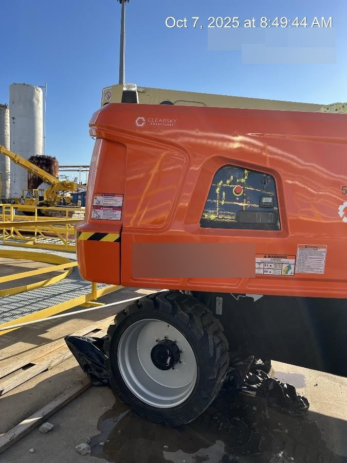 2025 JLG 660SJ