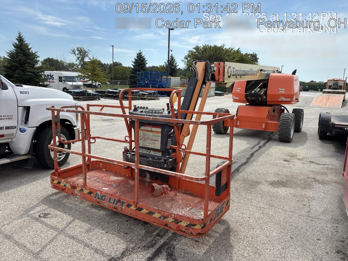 2022 JLG 660SJ