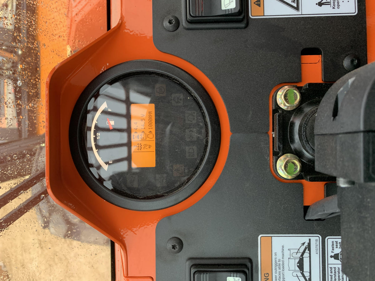 2021 JLG 12054