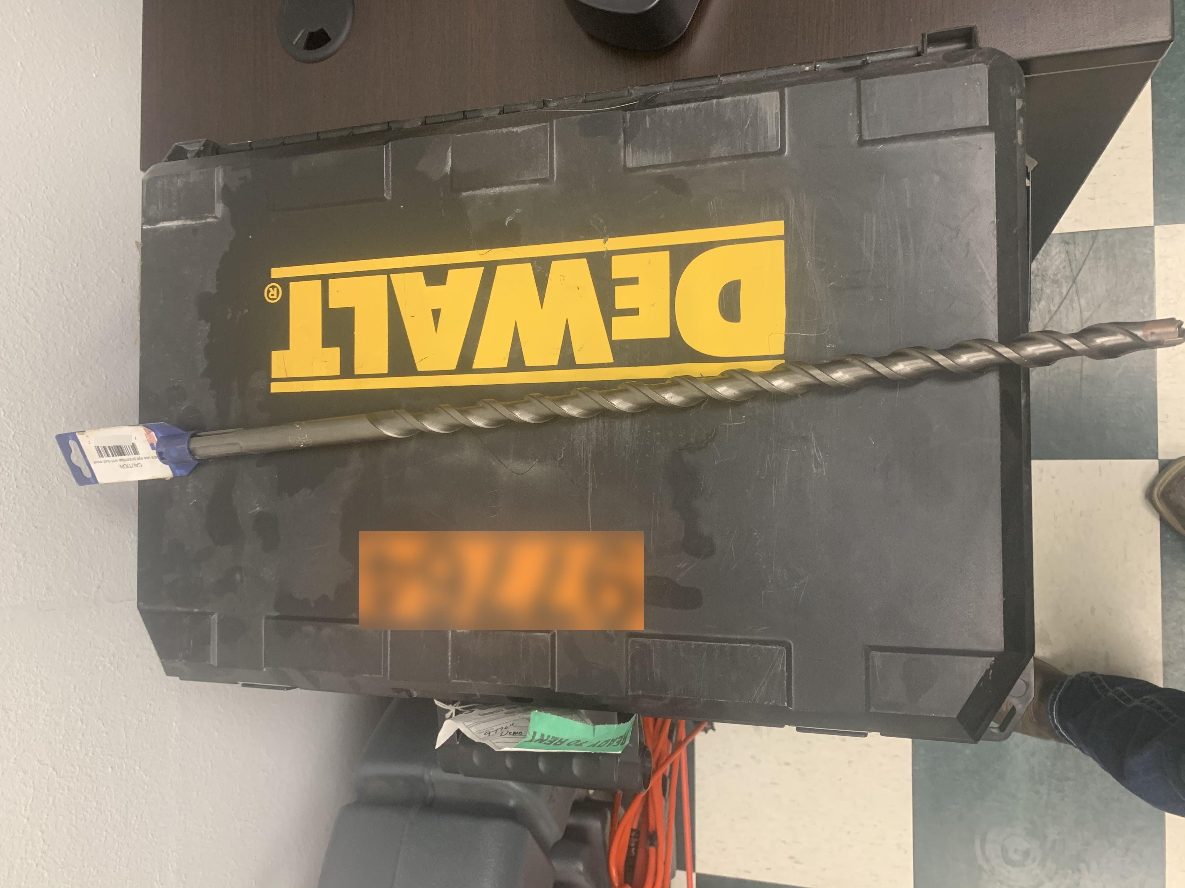 2020 DEWALT D25604