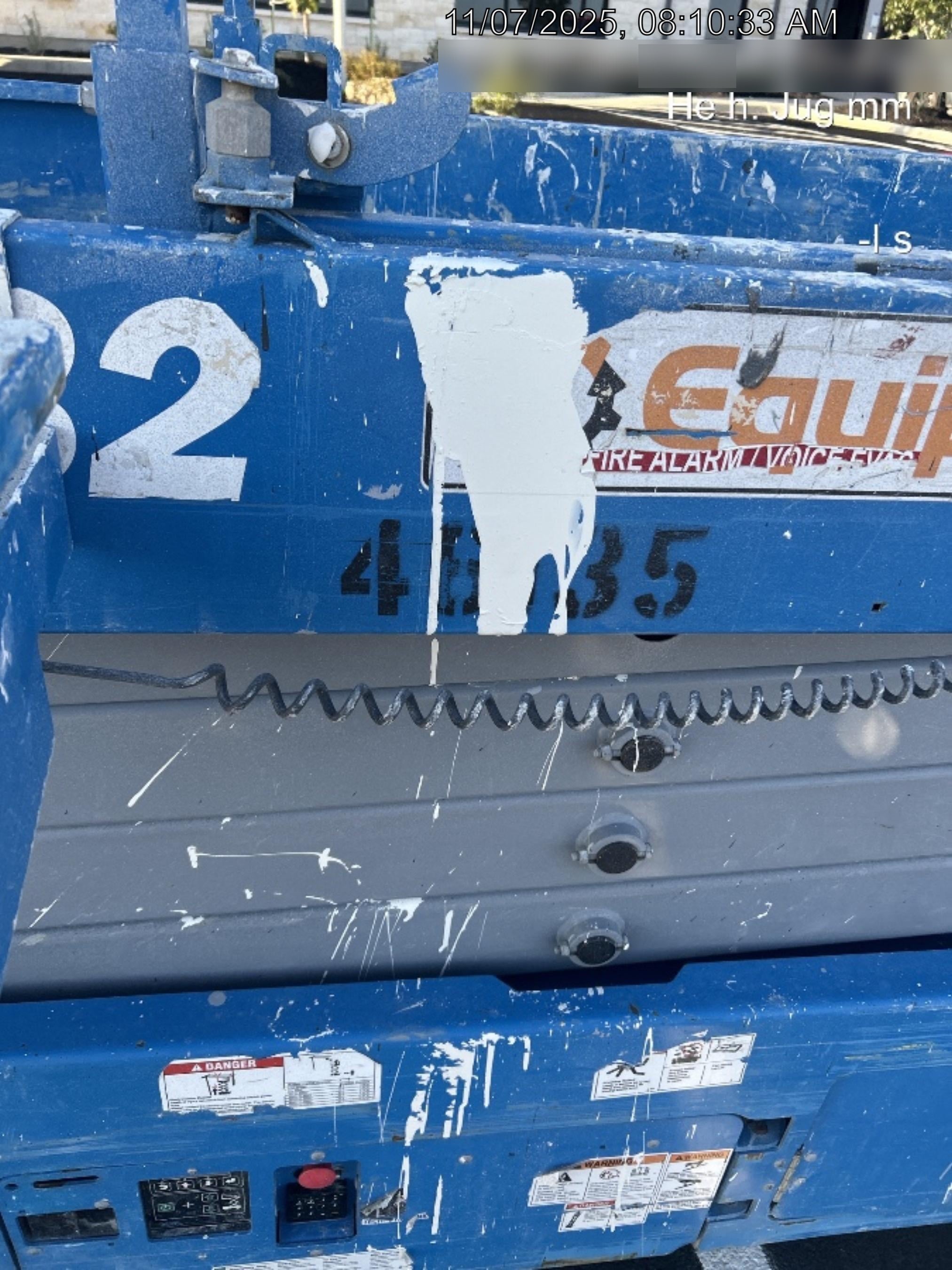 2019 Genie GS-2632 Folding rails with half height swing gate
