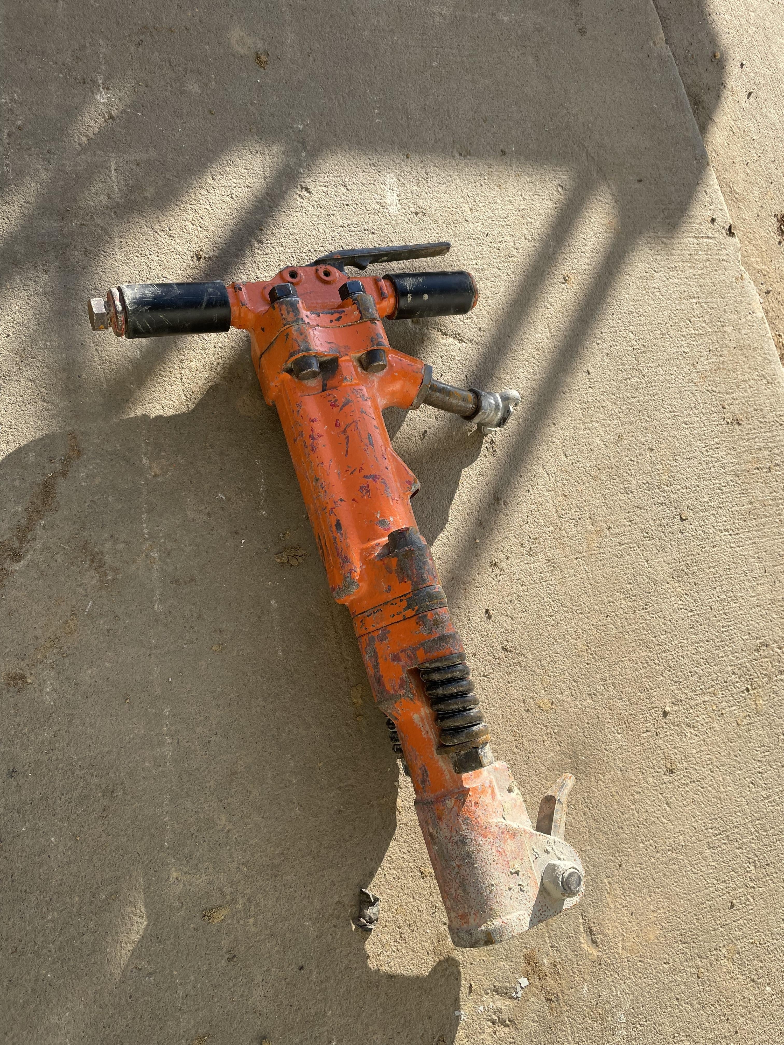 2021 MICHIGAN PNEUMATIC MP-30-1