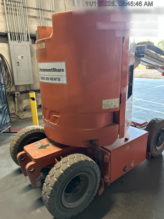2019 JLG E300AJP