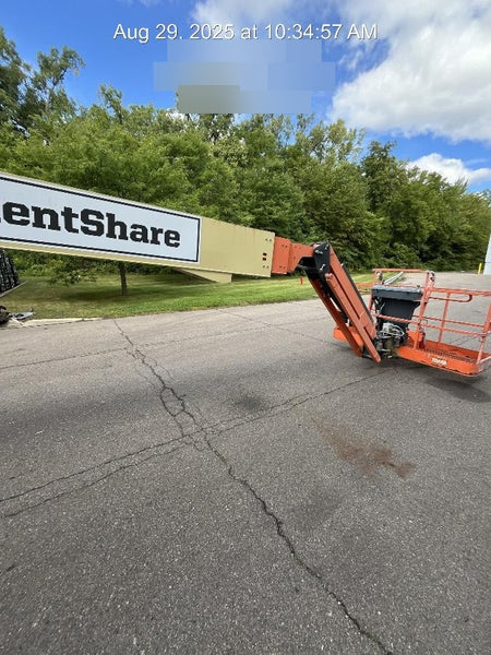 2019 JLG 860SJ