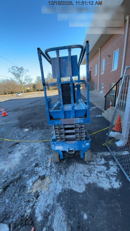 2020 Genie GS-1930 Solid Non Marking Tires, Beacon, Folding rails with half height swing gate
