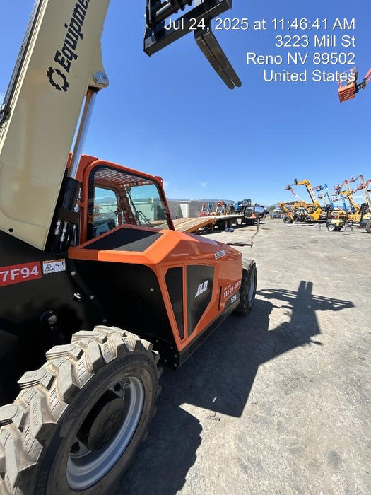2025 JLG 519