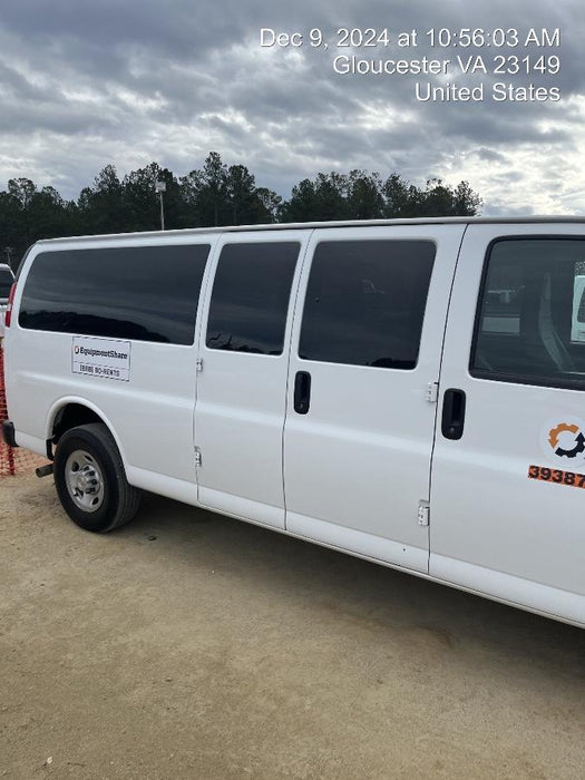 2023 CHEVROLET Express Van - Rental