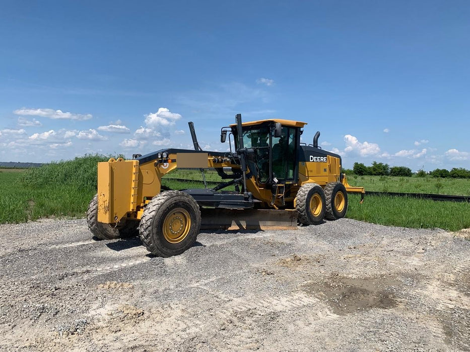 2019 JOHN DEERE 672G