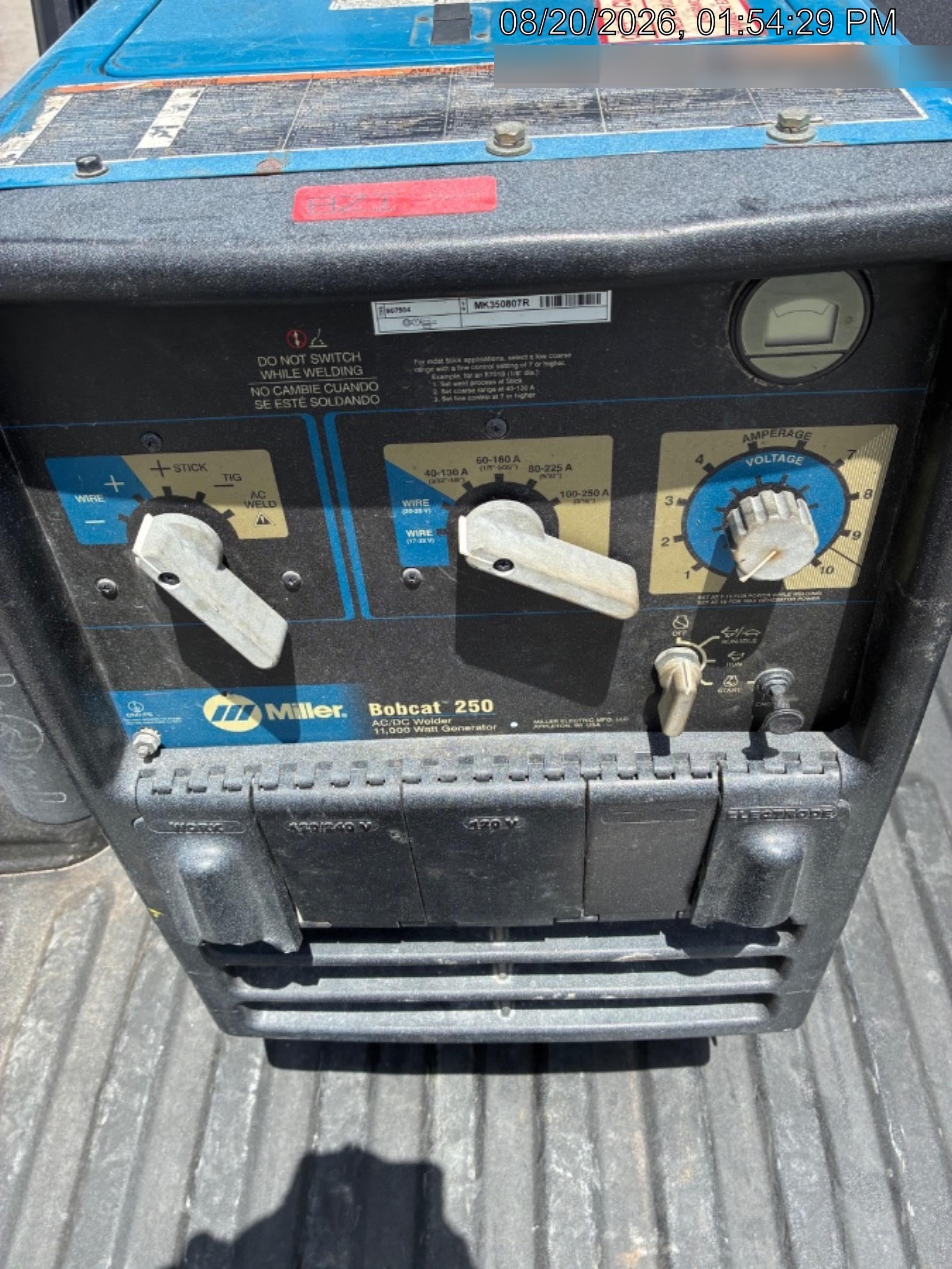2019 Miller Electric BOBCAT 250 Standard w/Running Gear, Bracket, Hose