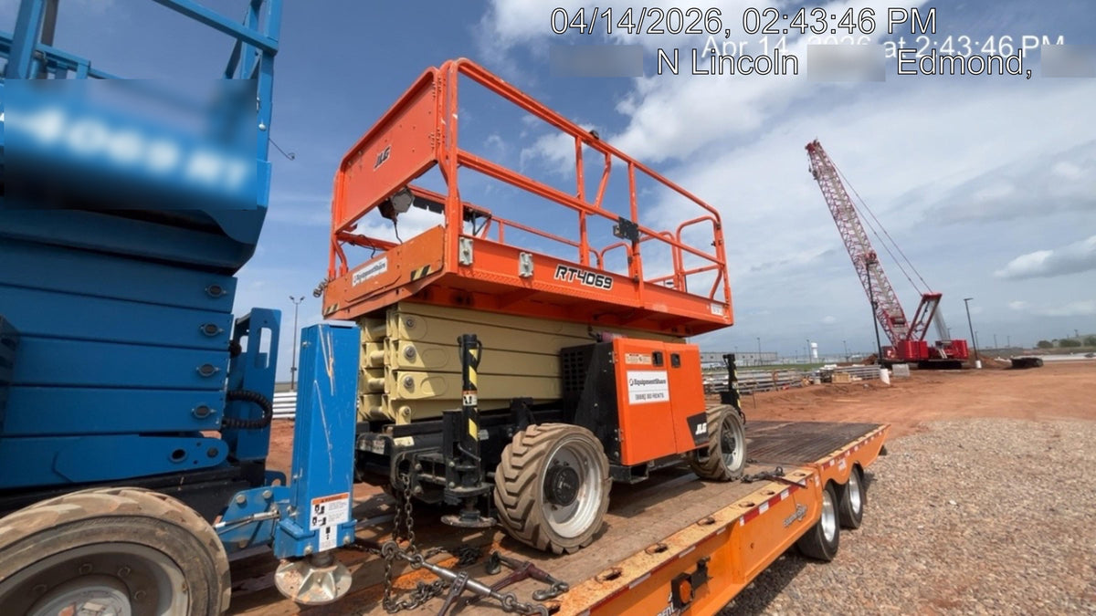 2021 JLG RT4069