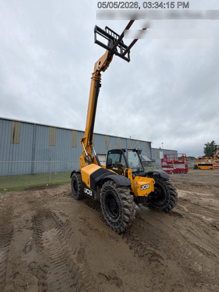 2023 JCB 509-42