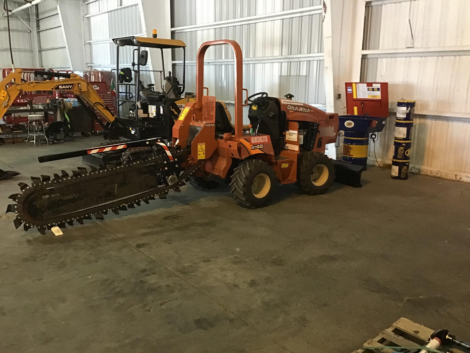 2019 DITCH WITCH RT45A