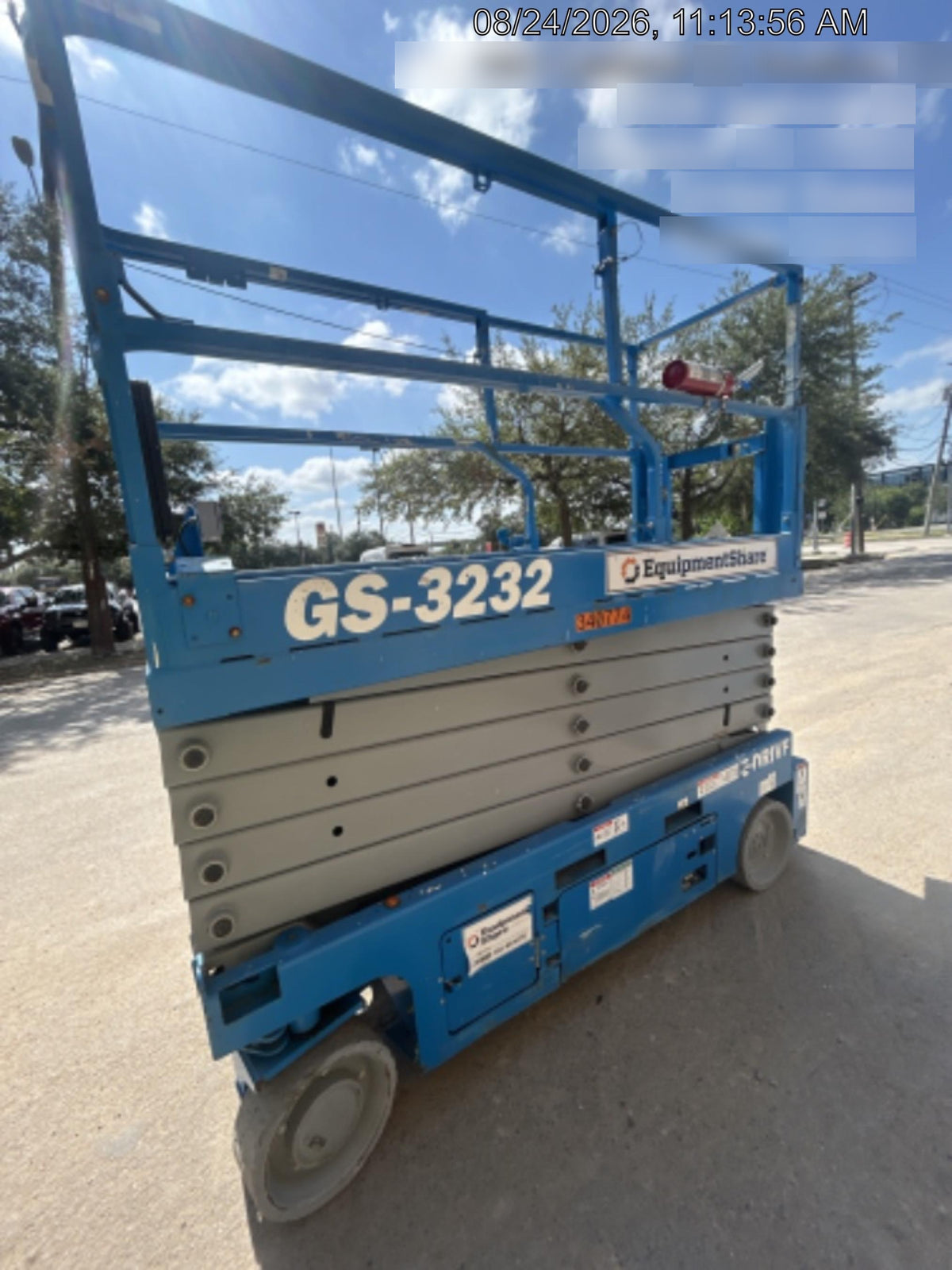 2023 GENIE GS-3232