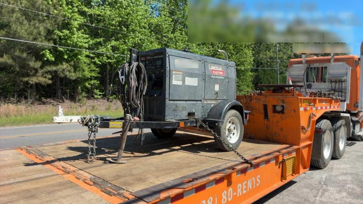2021 Lincoln Electric Dual Maverick 200/200X Ready Pak 3 (includes trailer, cable rack, fender light kit)