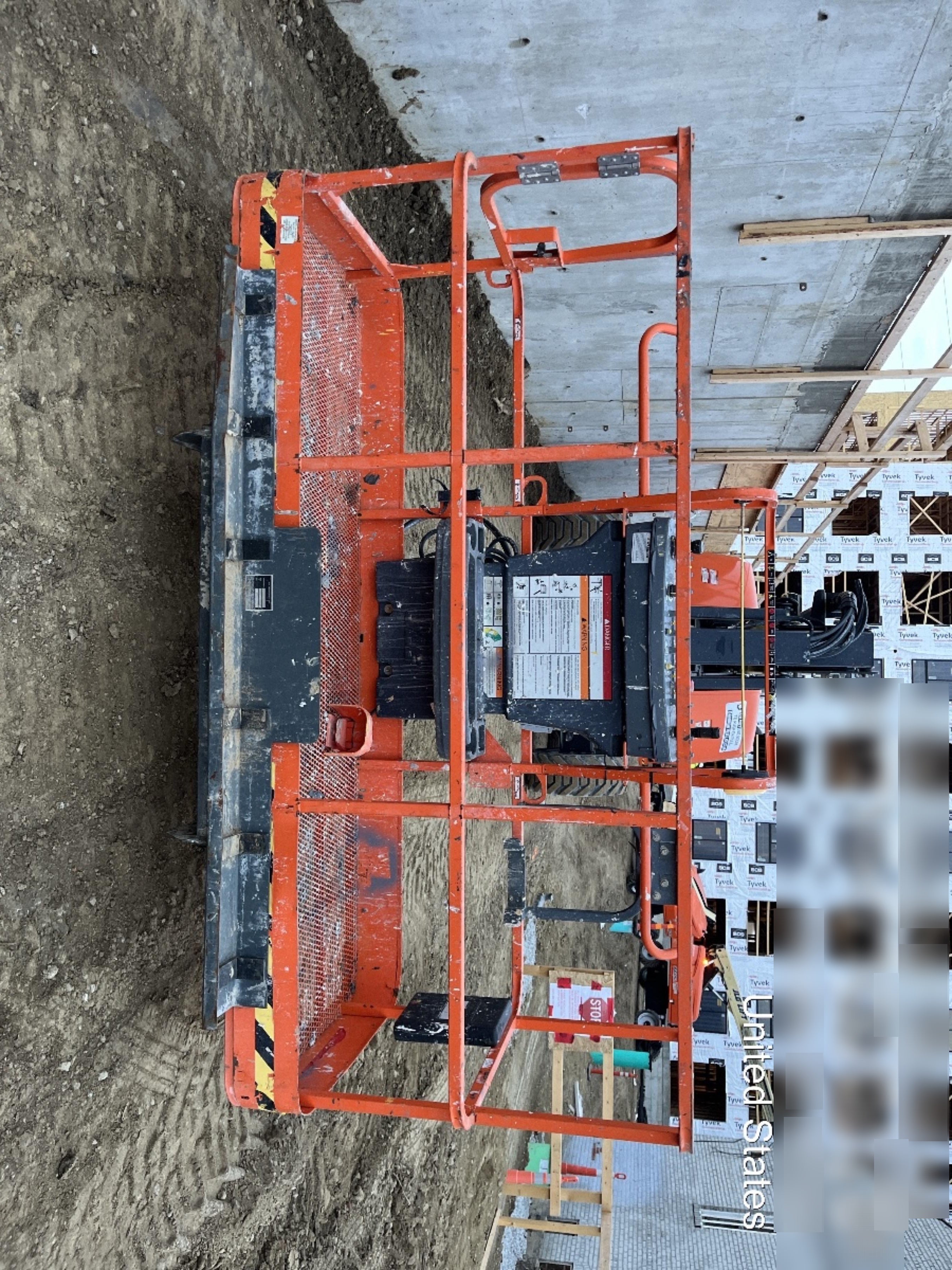 2023 JLG 660SJ