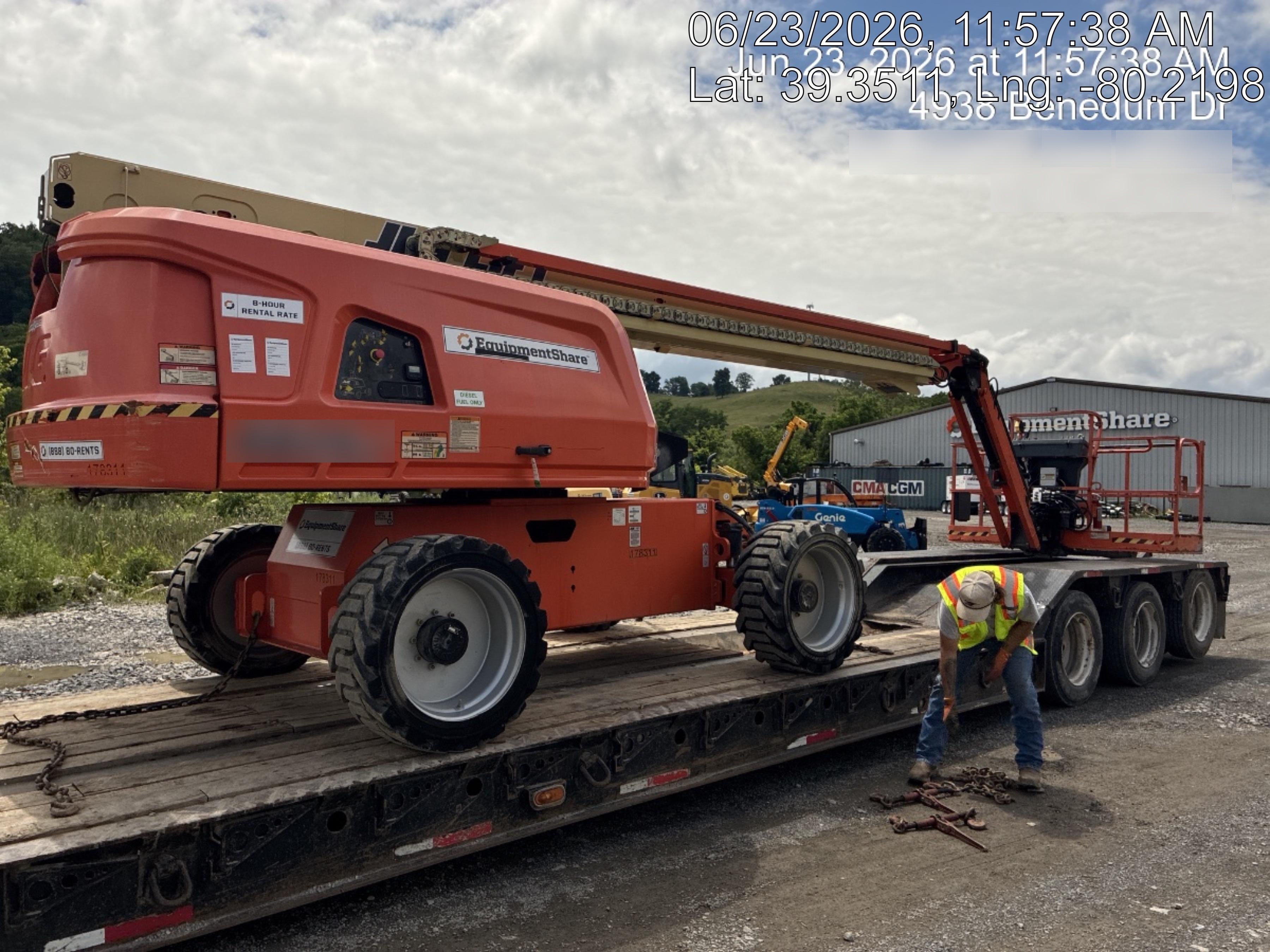 2021 JLG 660SJ
