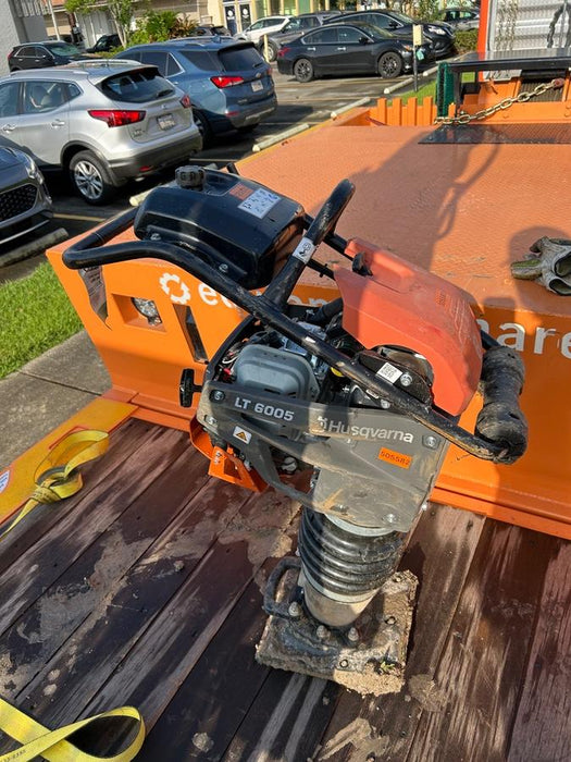 2025 HUSQVARNA LT6005