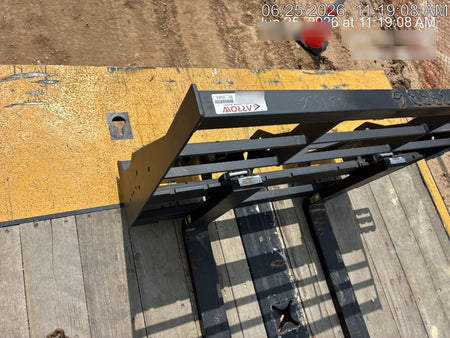2026 ARROW MATERIAL HANDLING 48" Pallet Forks - Arrow