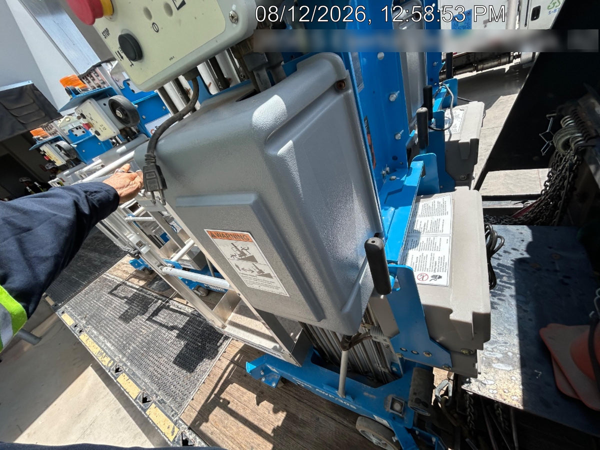 2023 GENIE AWP-30S DC