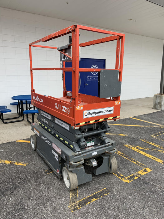 2016 Skyjack SJIII-3219 Standard Rental Specs
