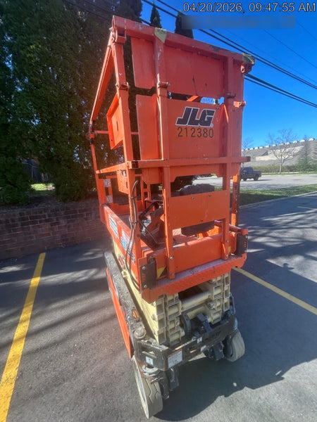 2022 JLG ES1932