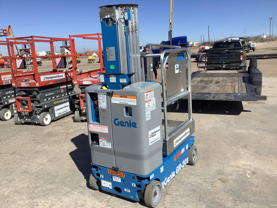 2020 GENIE GR-20