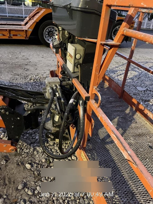 2019 JLG 660SJ