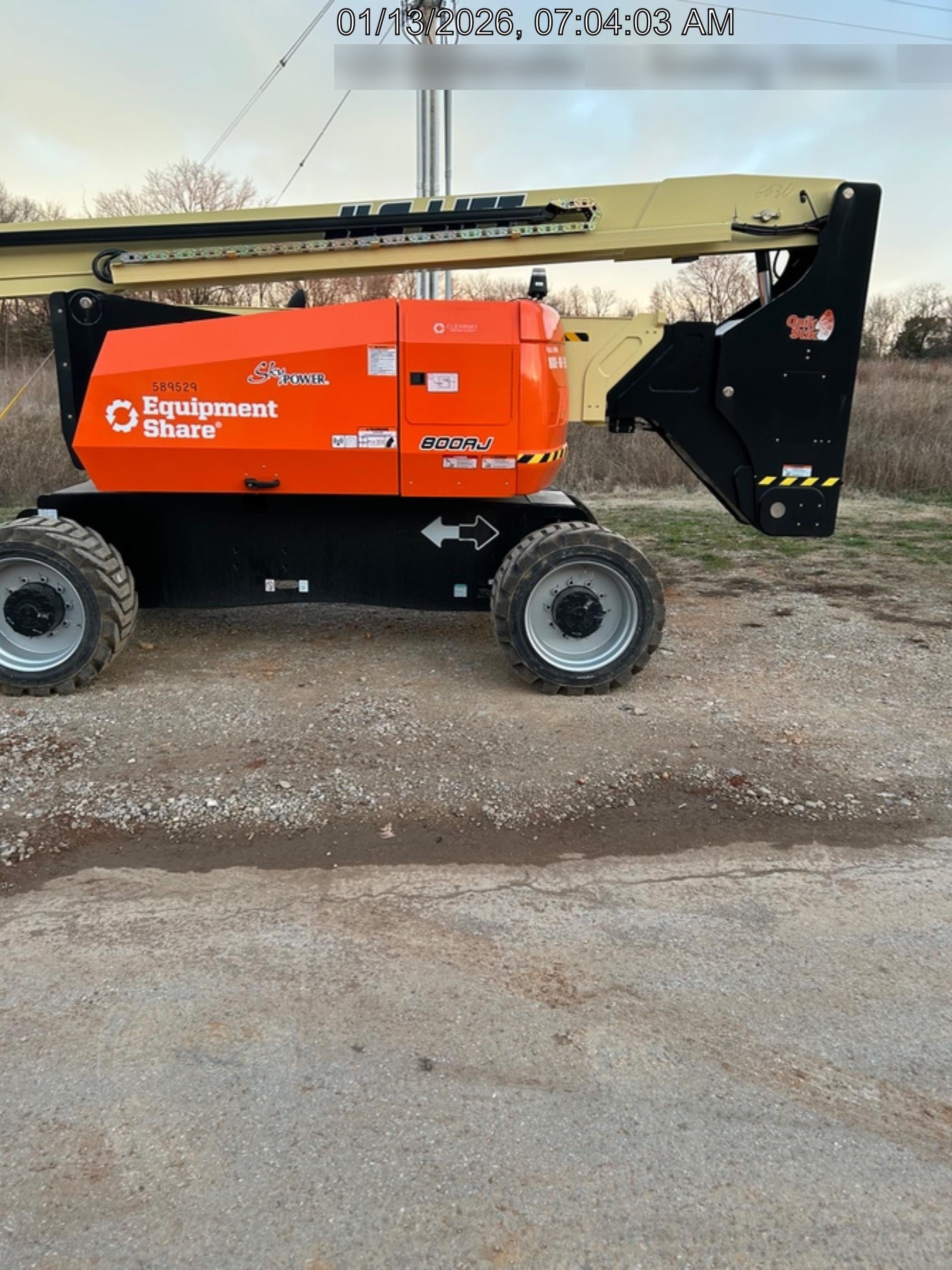 2025 JLG 800AJ