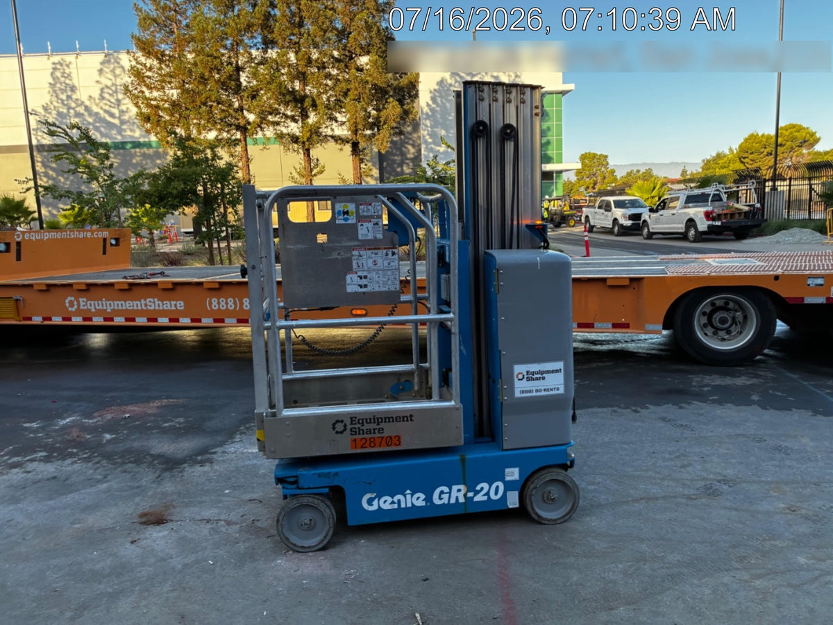 2021 GENIE GR-20