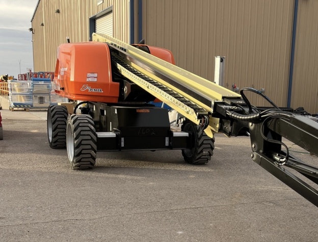 2023 JLG 660SJ