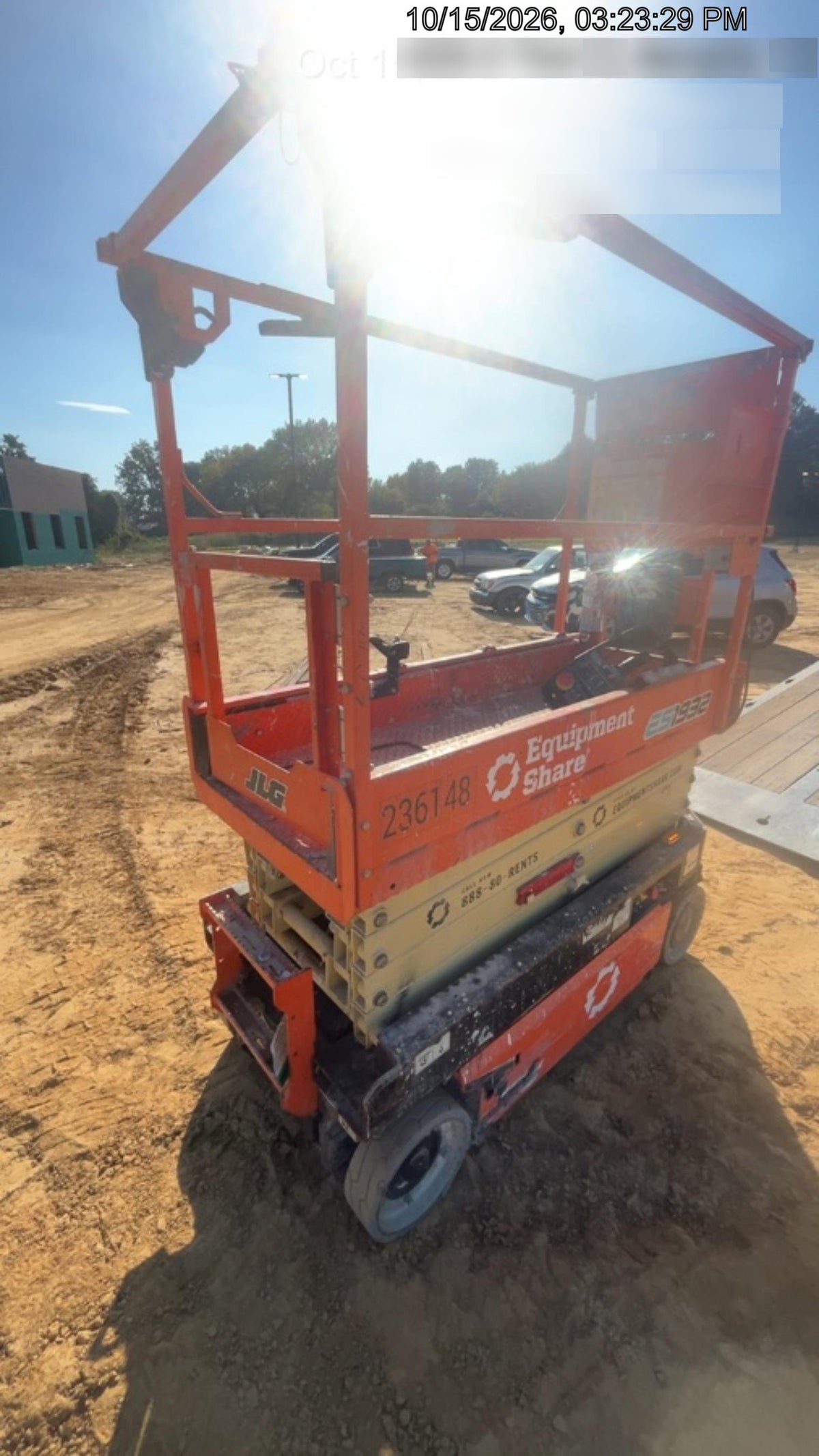 2022 JLG ES1932