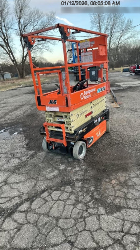2022 JLG ES1932