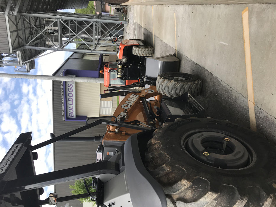 2019 Case 570N EP Canopy, 4WD, GP Front Bucket, Dual Tilt Cylinder, 84" Box Blade w/ Scarifier, Wheel Weights, Beacon