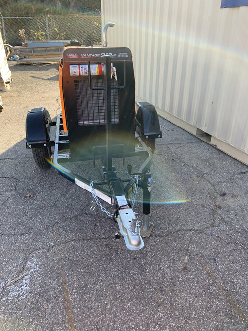 2021 Lincoln Electric Vantage 322 Vantage 322 Ready Pak 3 w/ Decals, ORANGE (includes trailer, cable rack, fender light kit) NO Telematics