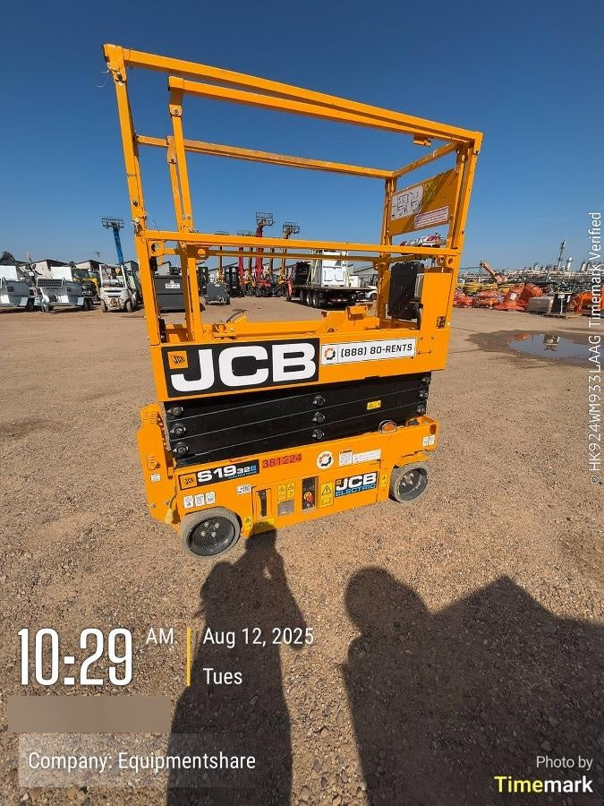 2024 JCB S1932E