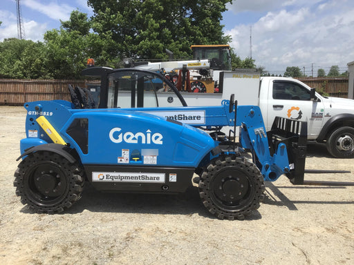 2020 Genie GTH-5519 Cab/Heat/Air, Solid Tires, Work Lights, Beacon, Aux Hydraulics, Back up Alarm