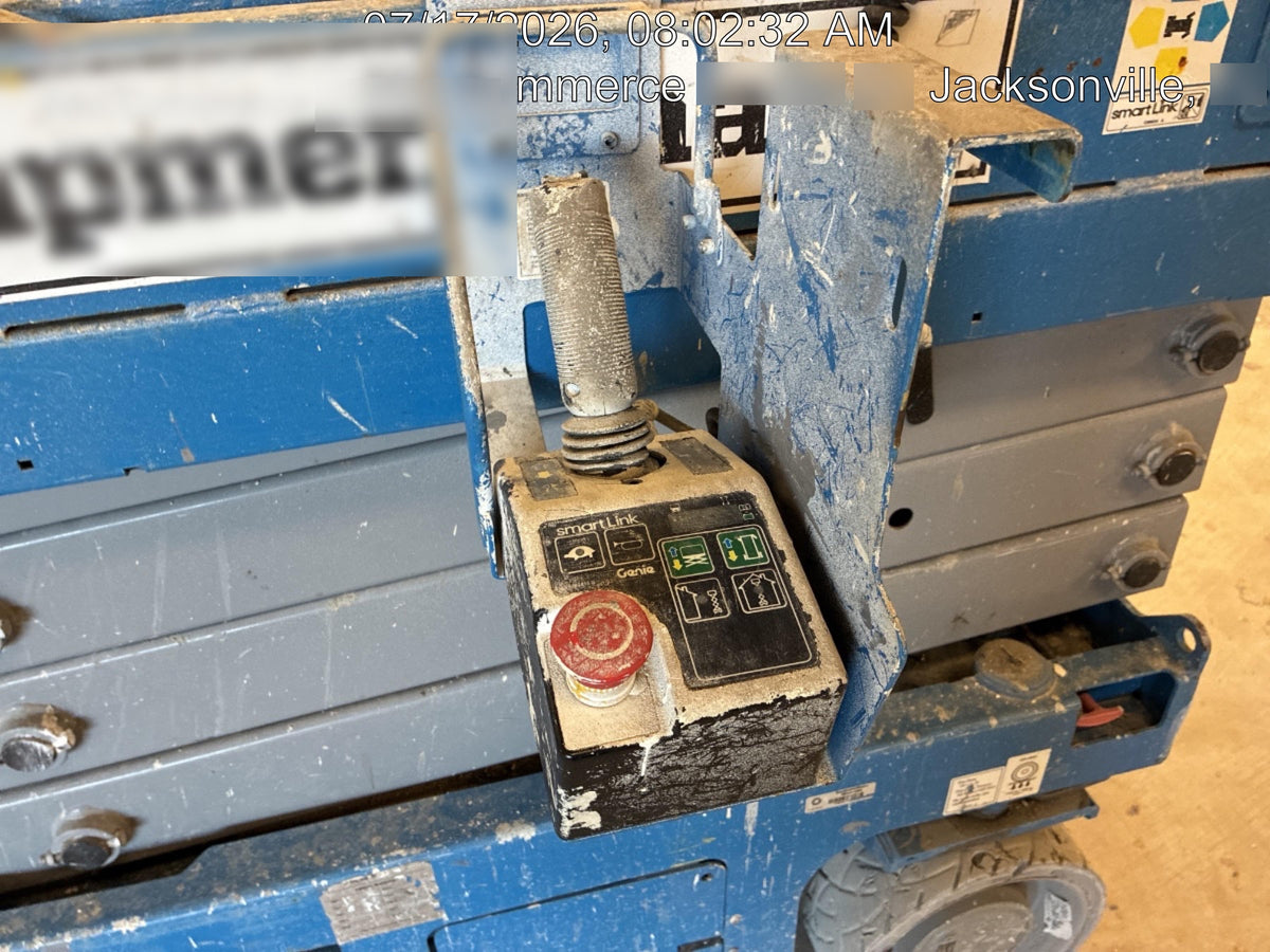 2023 GENIE GS-2632