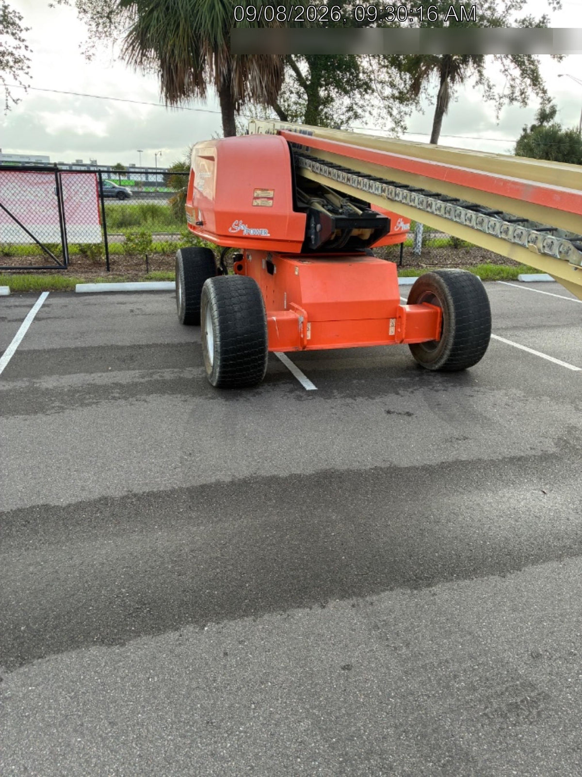 2022 JLG 660SJ