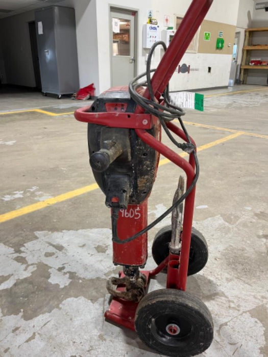 2021 HILTI TE 3000-AVR