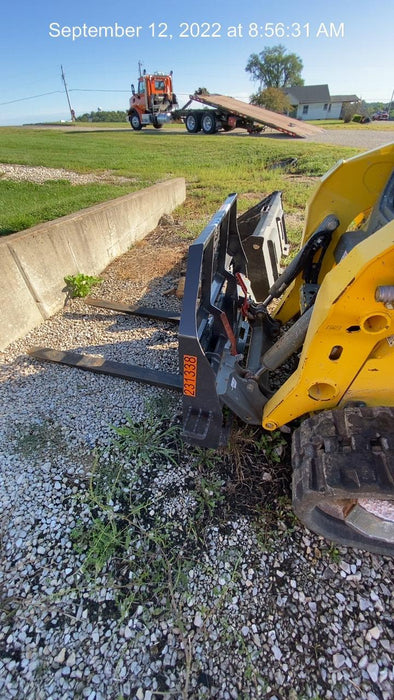 2022 PALADIN 48" Pallet Forks - Paladin