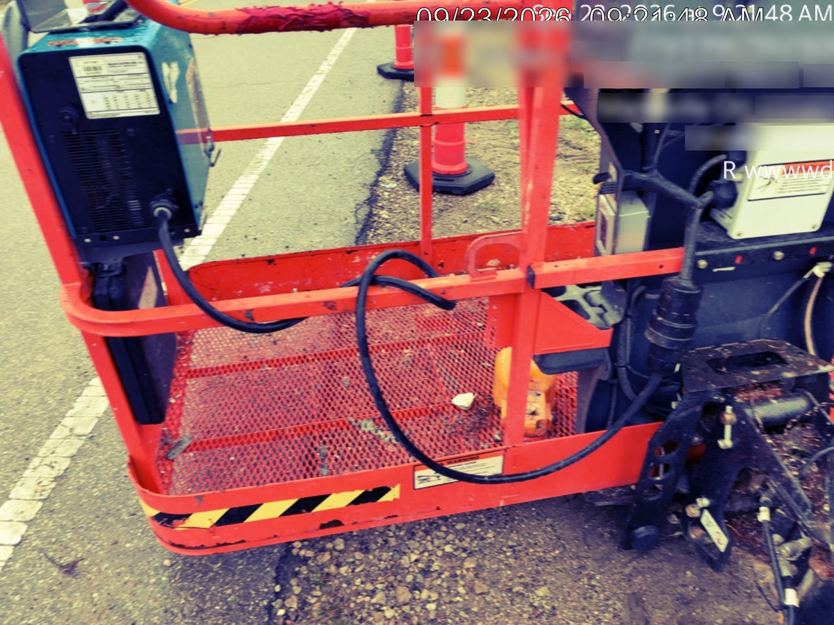 2025 MILLER ELECTRIC CST-282