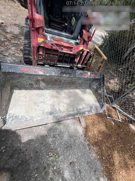 2025 TAKEUCHI 80" Smooth Bucket - Takeuchi