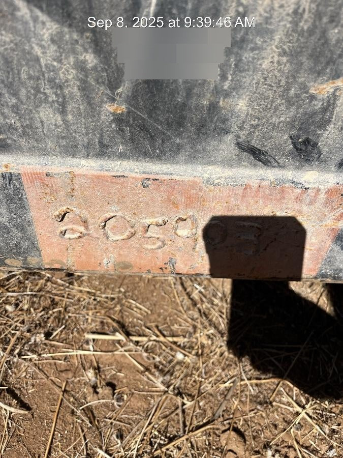 2022 JLG 1001100823