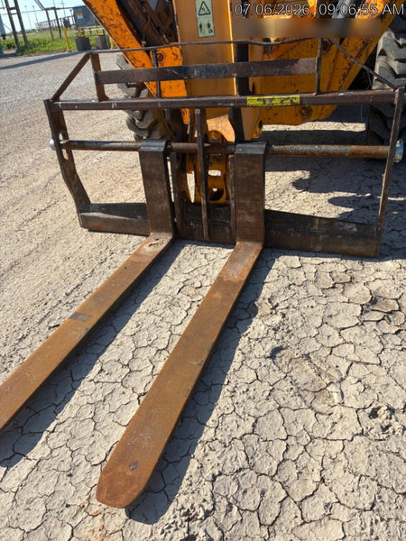 2019 JCB 512-56