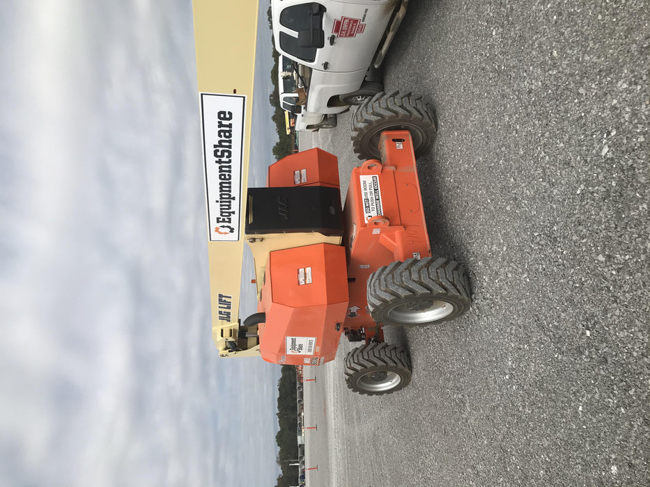 2020 JLG 800AJ