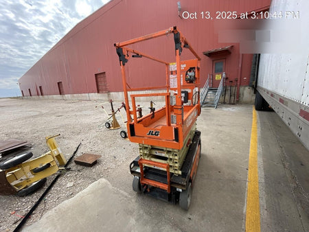 2022 JLG ES1932