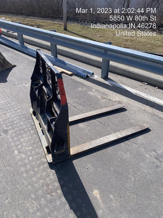 2021 PALADIN 48" Pallet Forks - Paladin