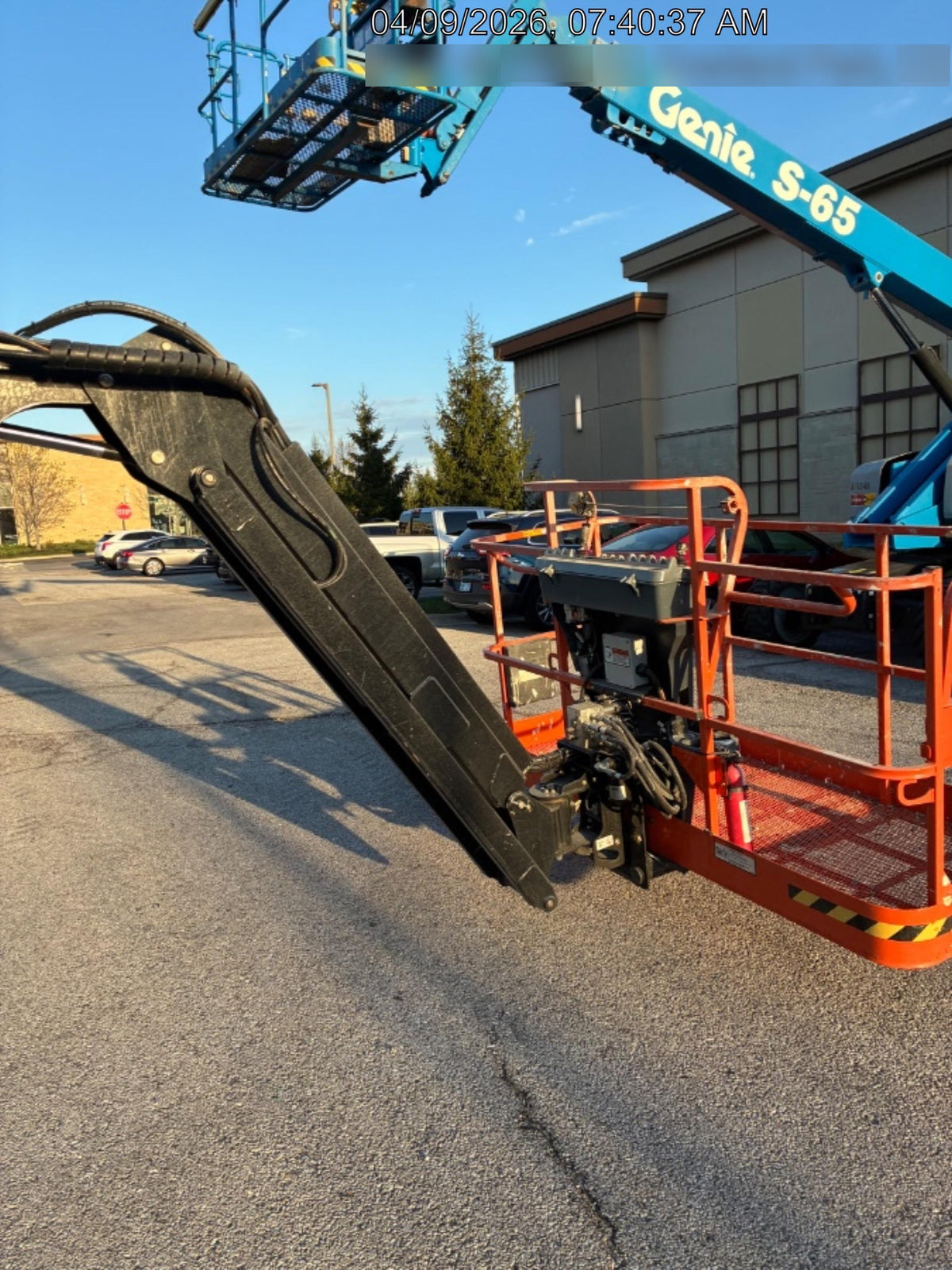 2025 JLG 660SJ